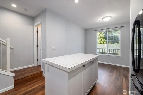16125 Juanita-woodinville Way NE Bothell WA 98011