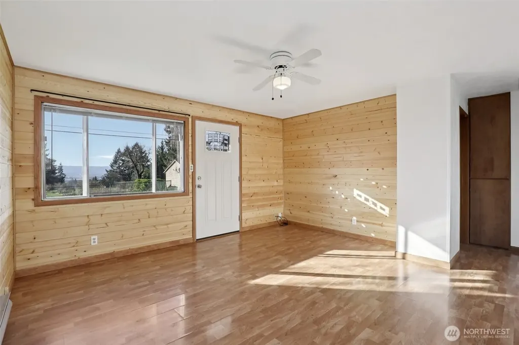 1311 E 32nd Vancouver WA 98661