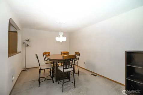 1805 Village Green Drive Mill Creek WA 98012