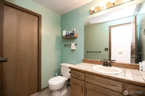 1805 Village Green Drive Mill Creek WA 98012