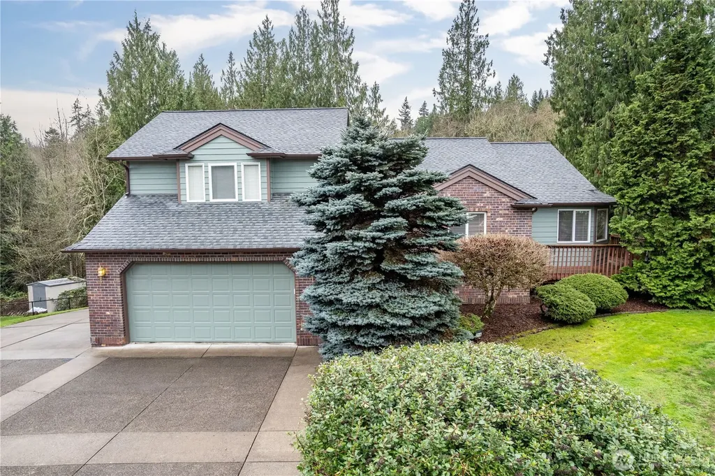 214 St. James Court Longview WA 98632