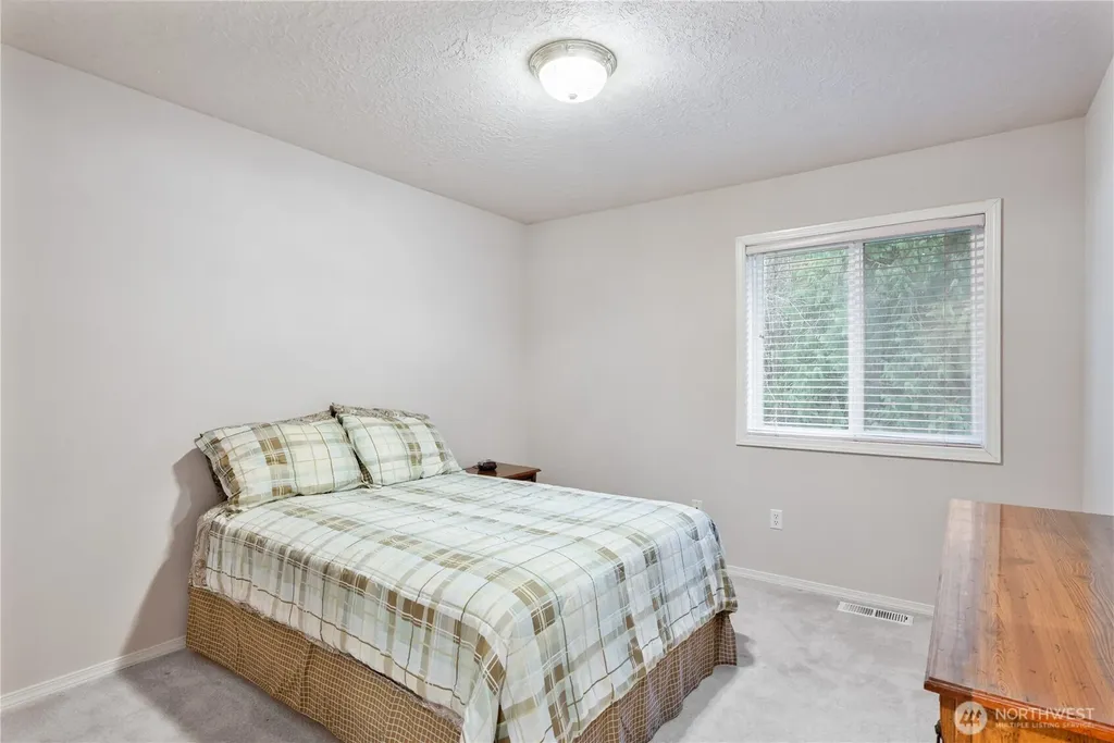 214 St. James Court Longview WA 98632