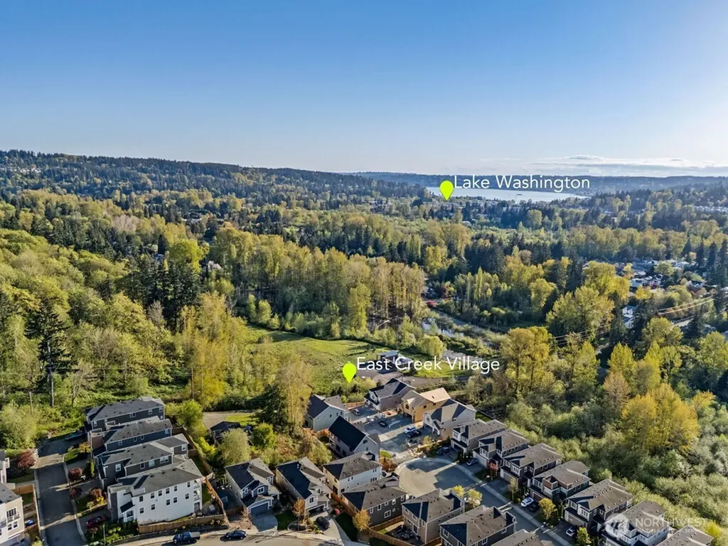 19507 81st Place NE Kenmore WA 98028