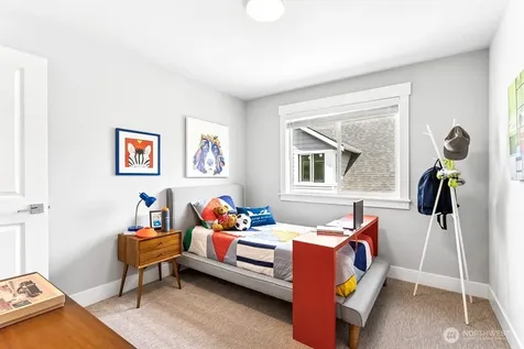 19507 81st Place NE Kenmore WA 98028