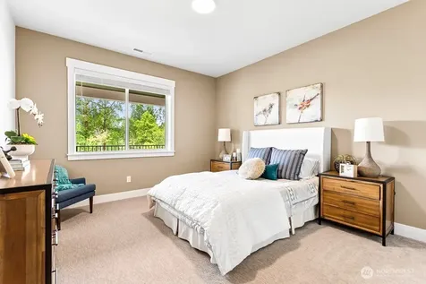 19507 81st Place NE Kenmore WA 98028