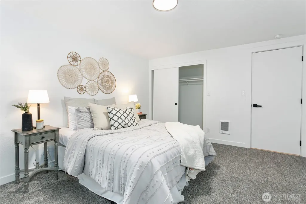 8021 NE Eglon Road Kingston WA 98346
