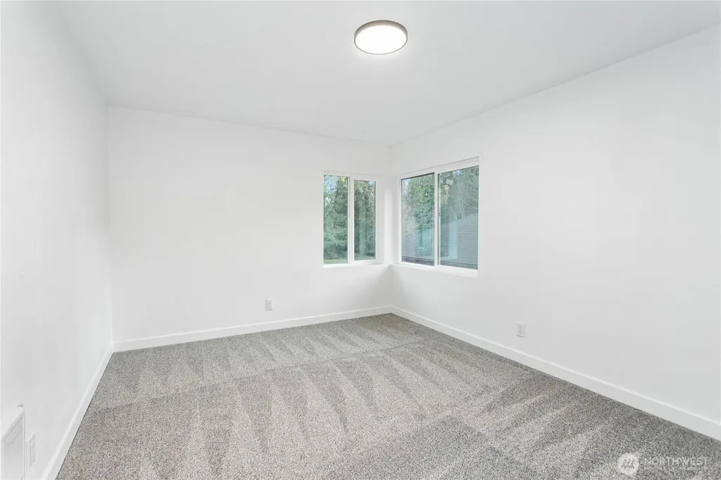 8021 NE Eglon Road Kingston WA 98346