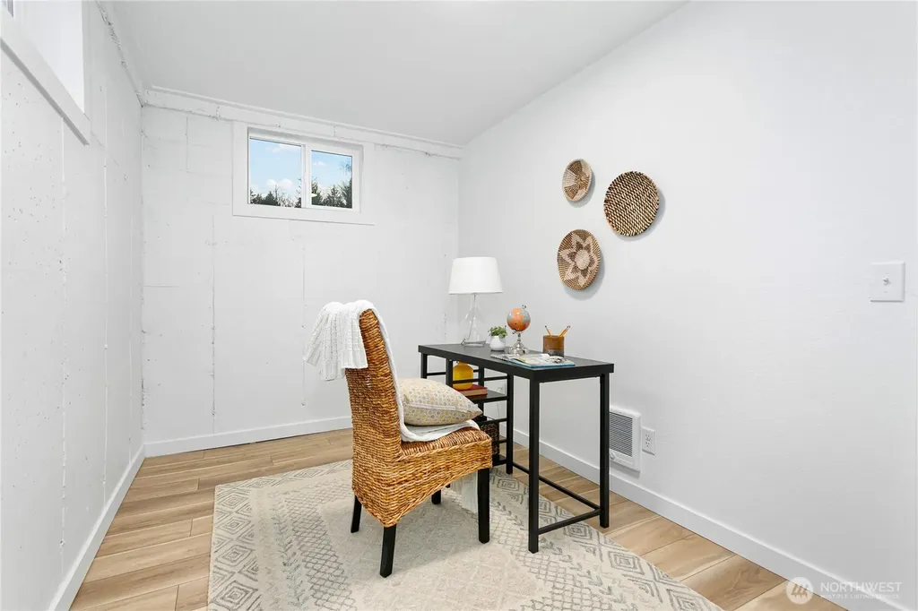 8021 NE Eglon Road Kingston WA 98346