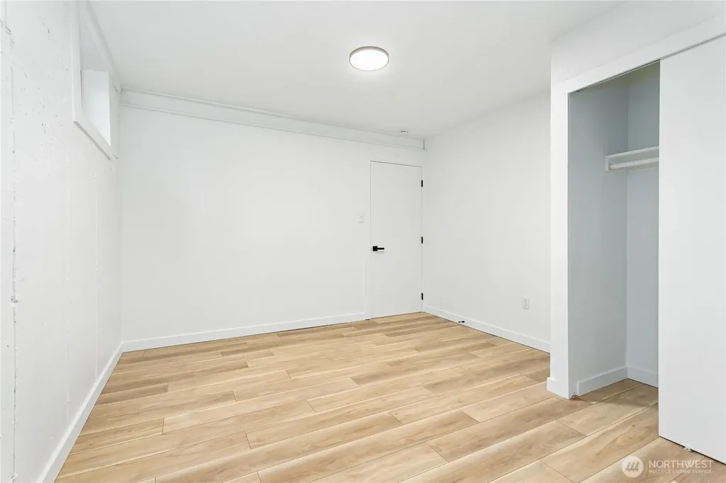 8021 NE Eglon Road Kingston WA 98346