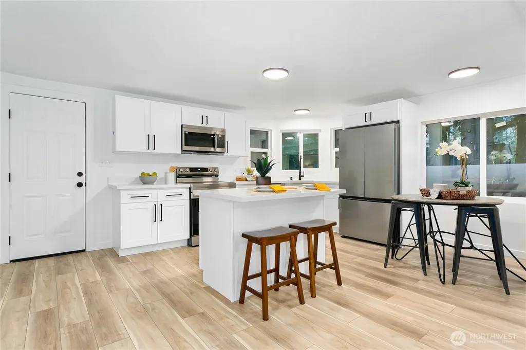 8021 NE Eglon Road Kingston WA 98346