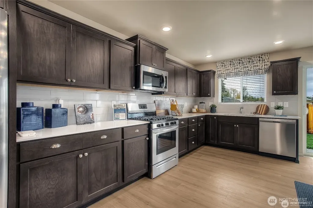13724 199th St Street Ct E Graham WA 98338