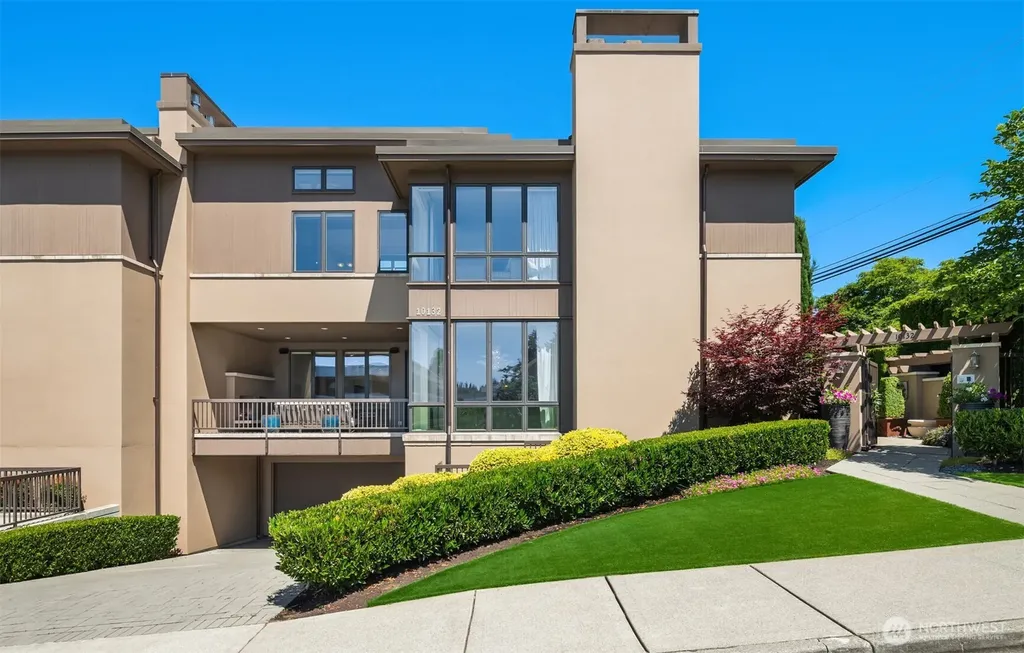 10132 NE 59th Street Kirkland WA 98033