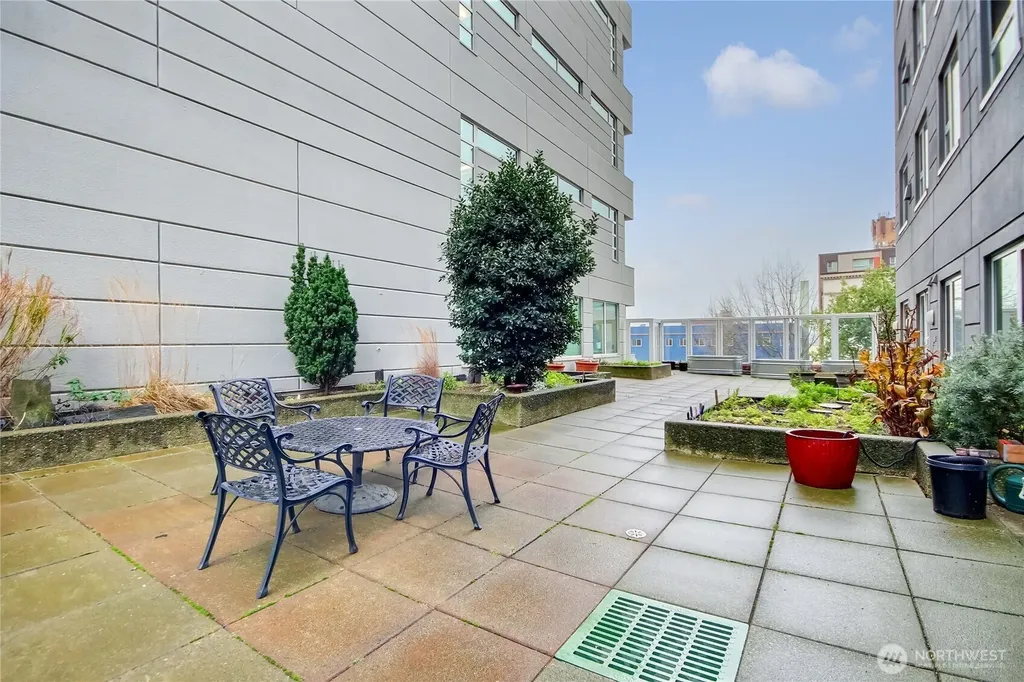 121 Vine Street Seattle WA 98121