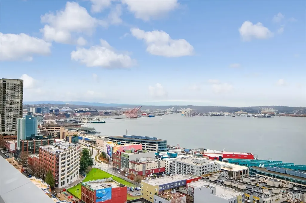 121 Vine Street Seattle WA 98121