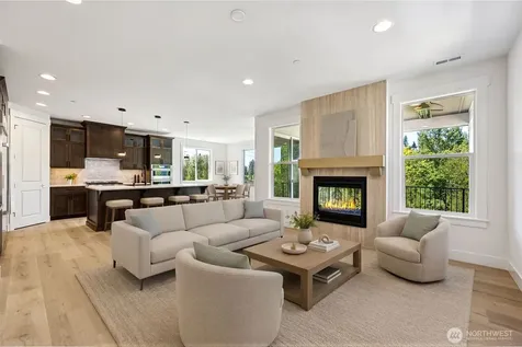 19515 81st Place NE Kenmore WA 98028
