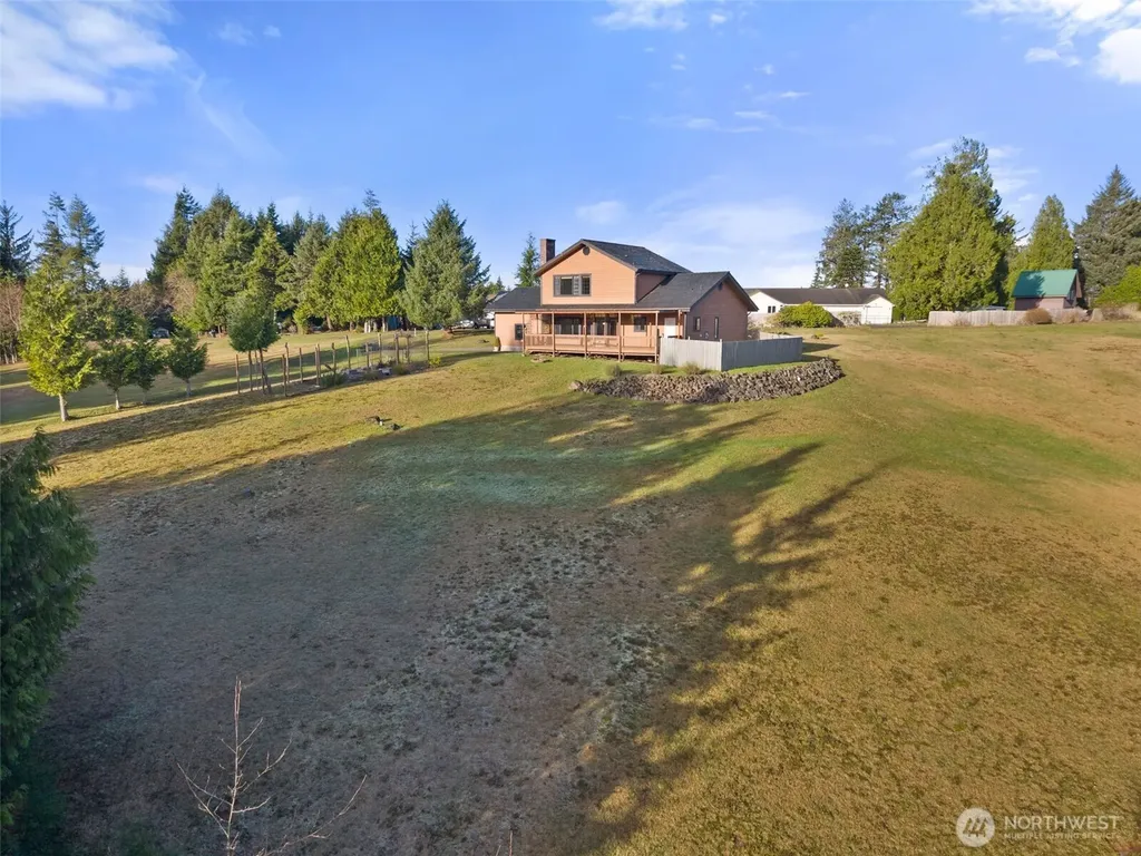 15 Spruce Lane South Bend WA 98586