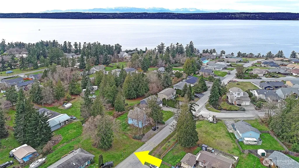127 W Admirality Way Camano Island WA 98282