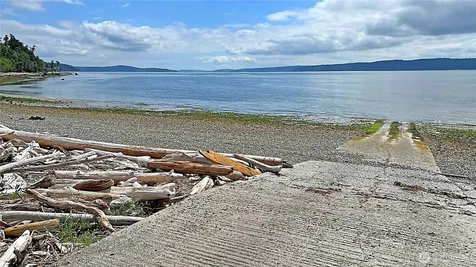 127 W Admirality Way Camano Island WA 98282