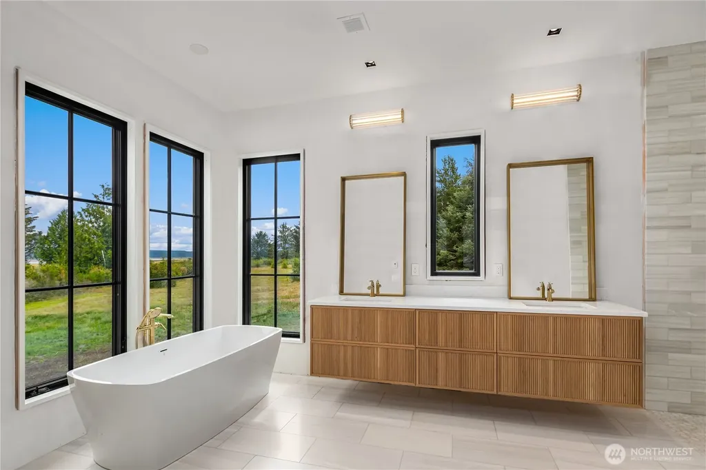 13160 Teal Lane Long Beach WA 98631
