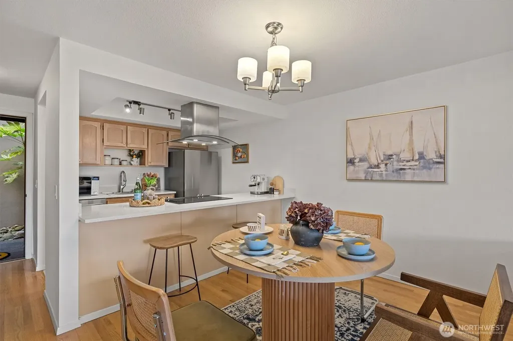2253 Gilman Drive W Seattle WA 98119