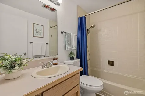 2253 Gilman Drive W Seattle WA 98119
