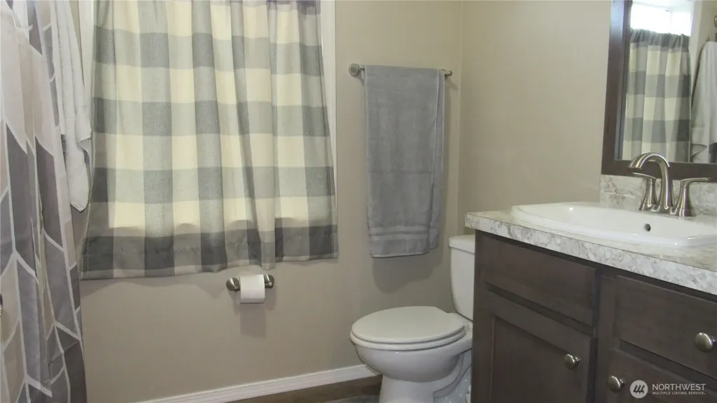 765 SW Chehalis Chehalis WA 98532