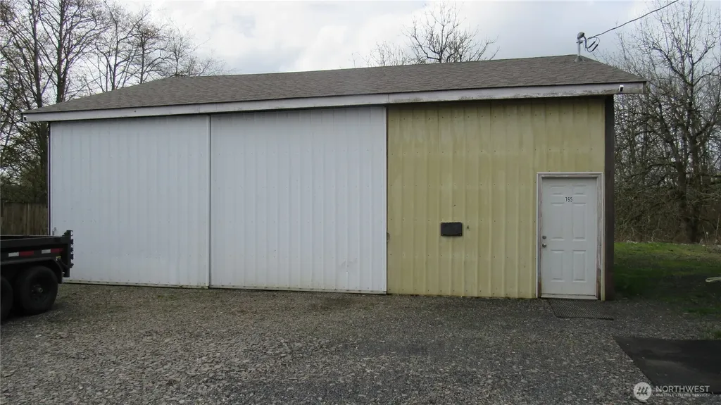 765 SW Chehalis Chehalis WA 98532