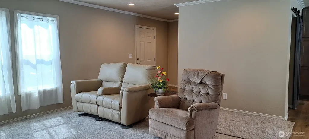 765 SW Chehalis Chehalis WA 98532