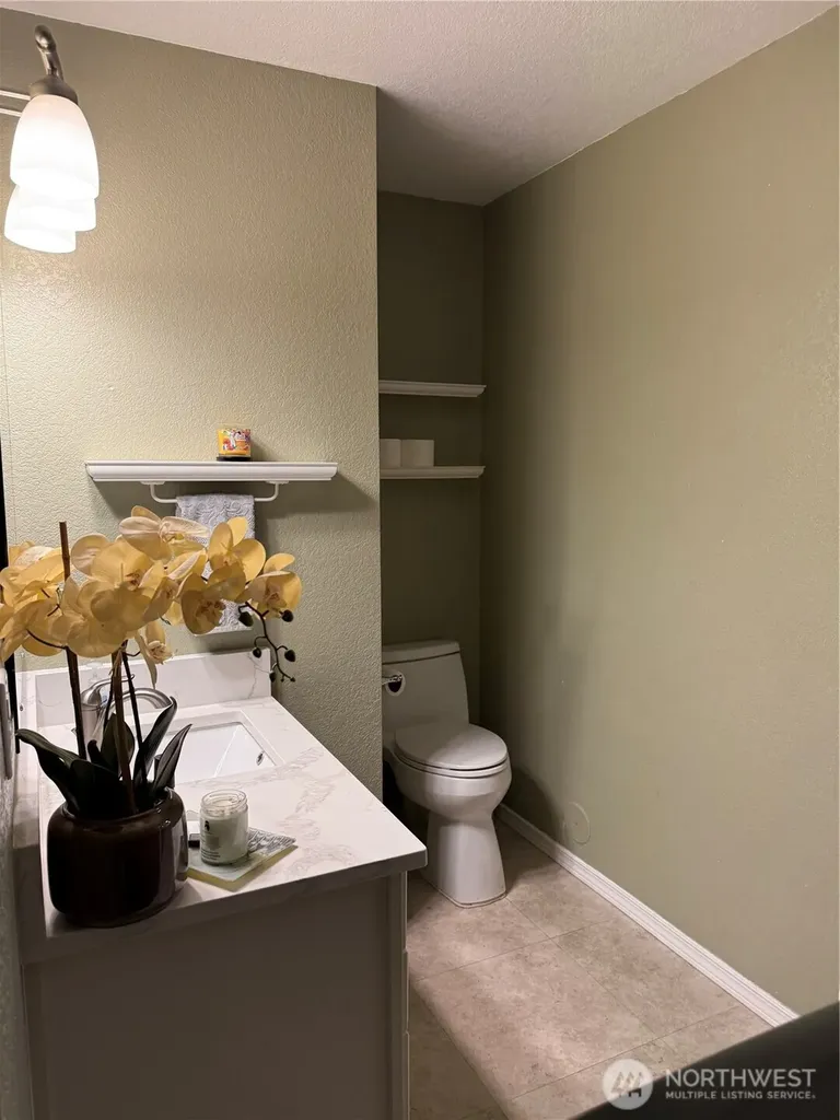 5726 99th Street Ct E Puyallup WA 98373