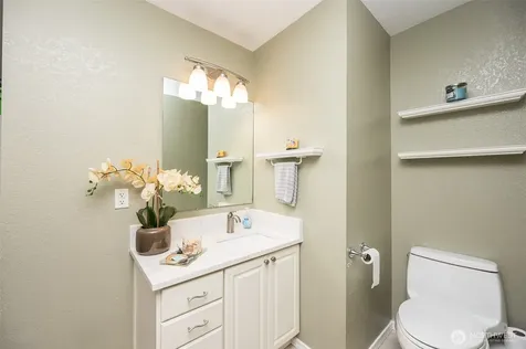 5726 99th Street Ct E Puyallup WA 98373
