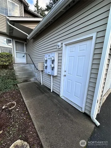 5726 99th Street Ct E Puyallup WA 98373