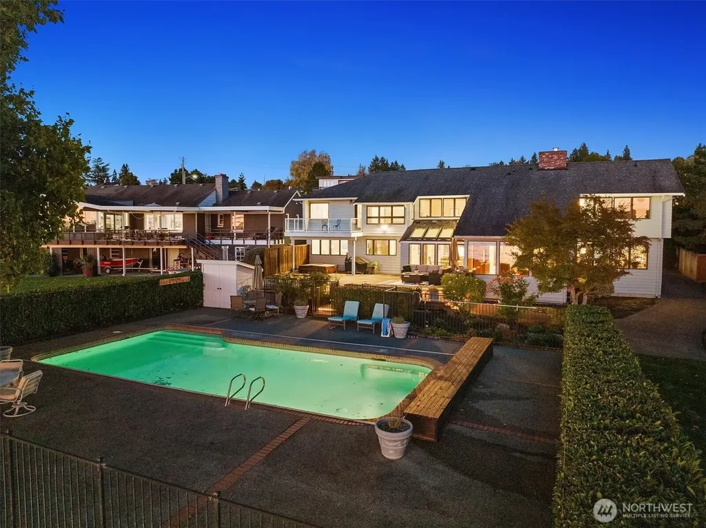 18141 Normandy Terrace SW Normandy Park WA 98166