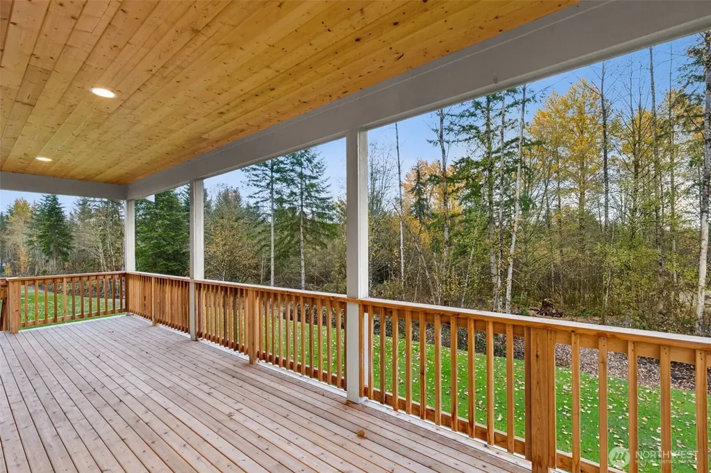 10505 134th Drive NE Lake Stevens WA 98258
