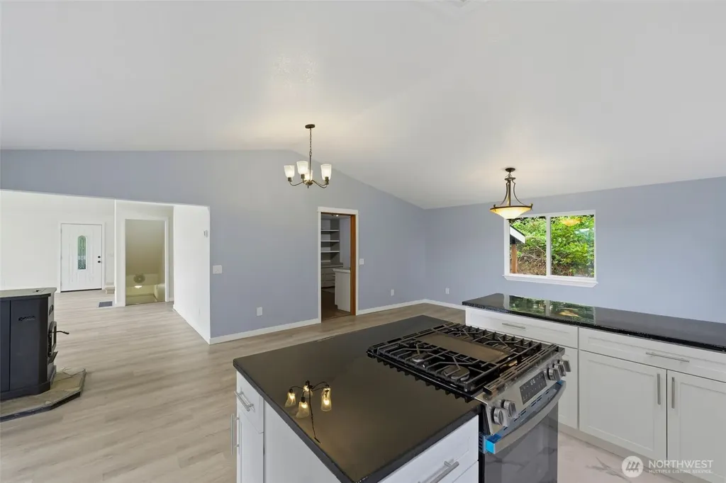 200 N Schaufler Lane Lilliwaup WA 98555