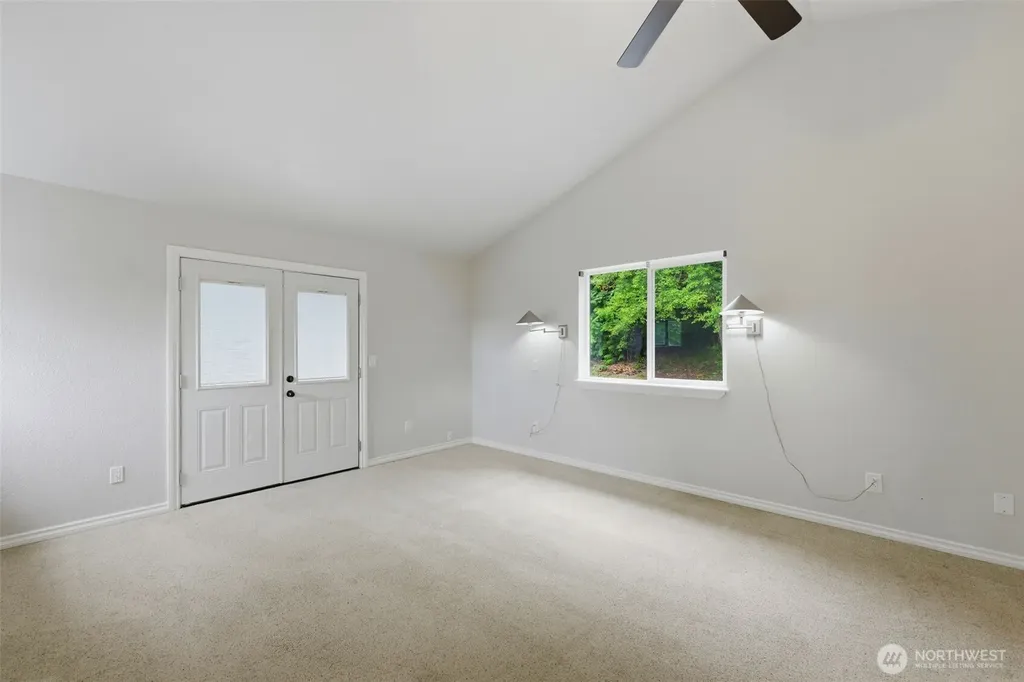 200 N Schaufler Lane Lilliwaup WA 98555