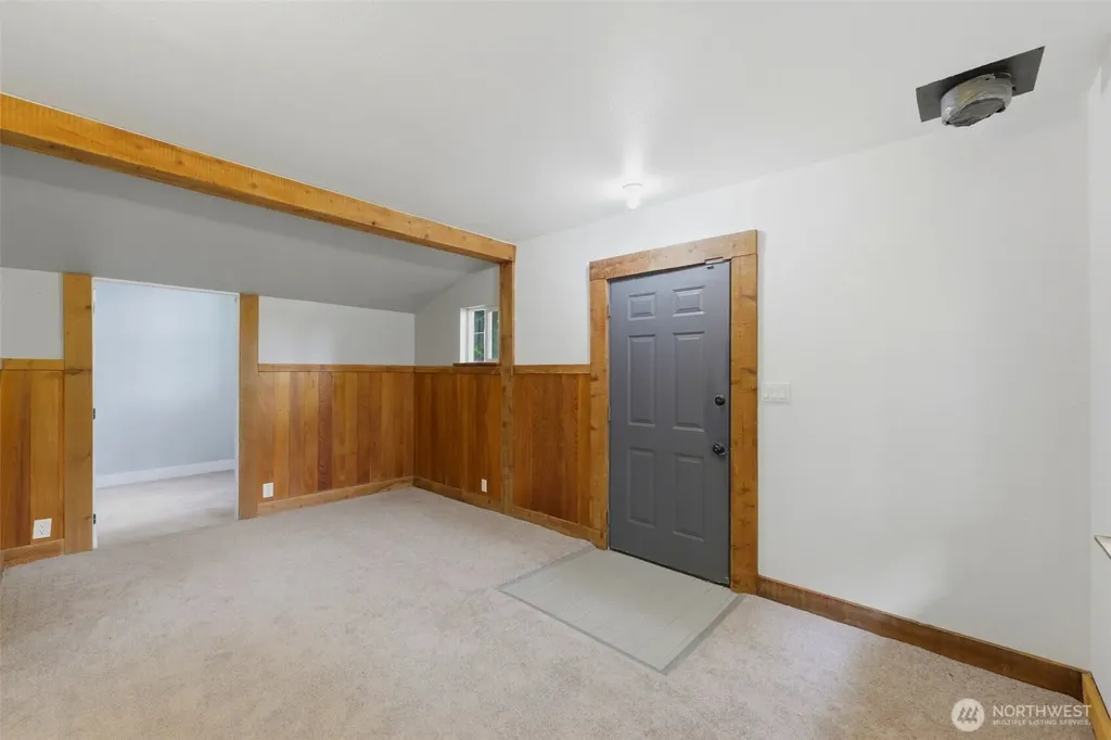 200 N Schaufler Lane Lilliwaup WA 98555