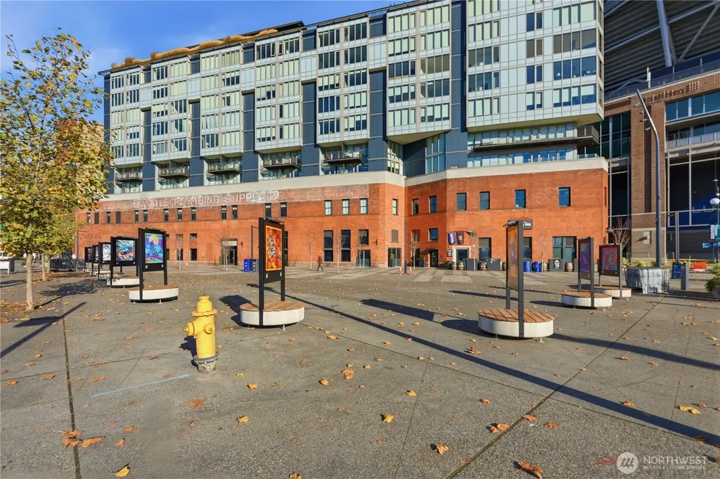 590 1st Avenue S Seattle WA 98104