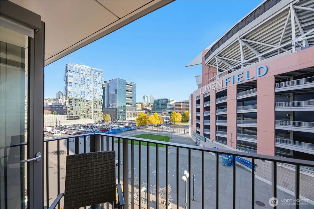 590 1st Avenue S Seattle WA 98104