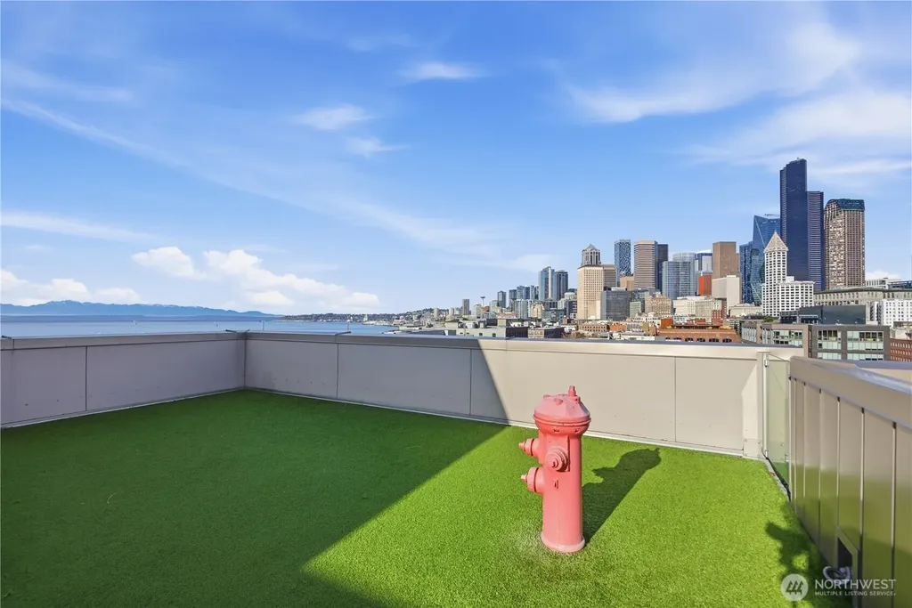 590 1st Avenue S Seattle WA 98104