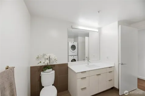 590 1st Avenue S Seattle WA 98104