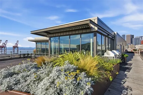 590 1st Avenue S Seattle WA 98104
