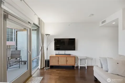 590 1st Avenue S Seattle WA 98104