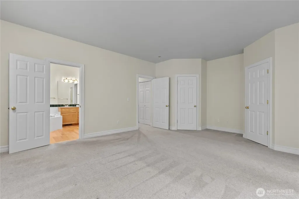 13796 Seaview Way Anacortes WA 98221
