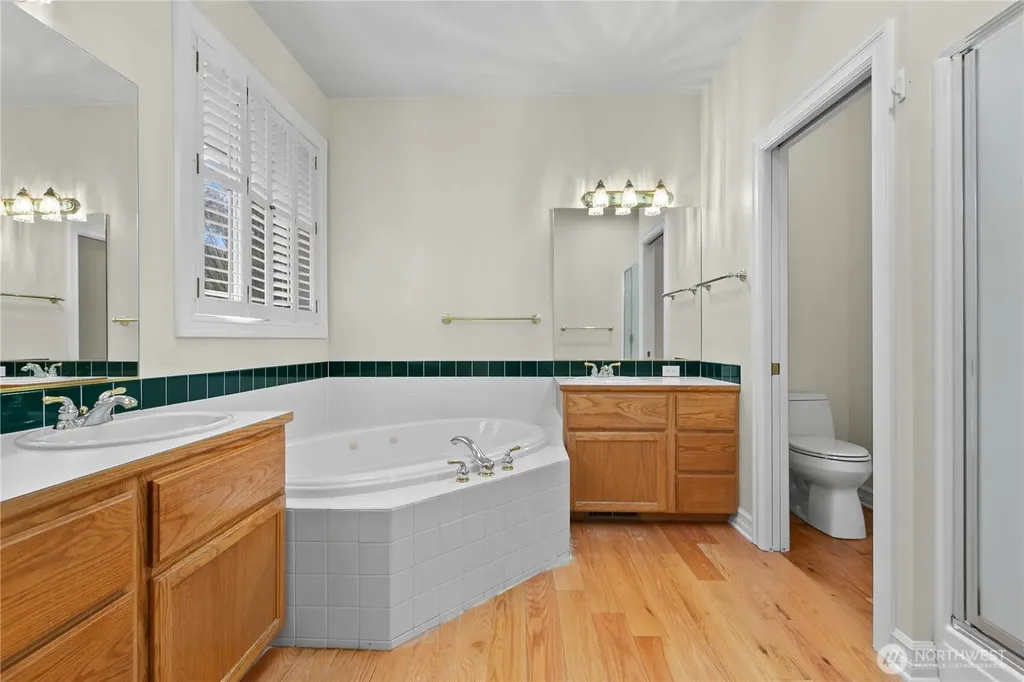 13796 Seaview Way Anacortes WA 98221