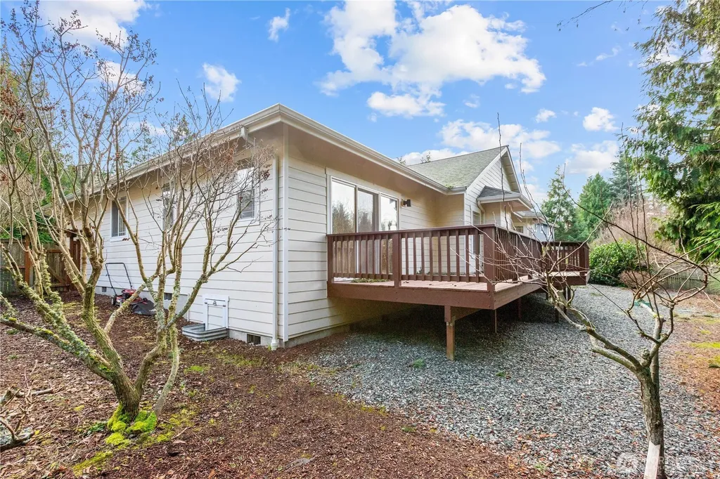 13796 Seaview Way Anacortes WA 98221
