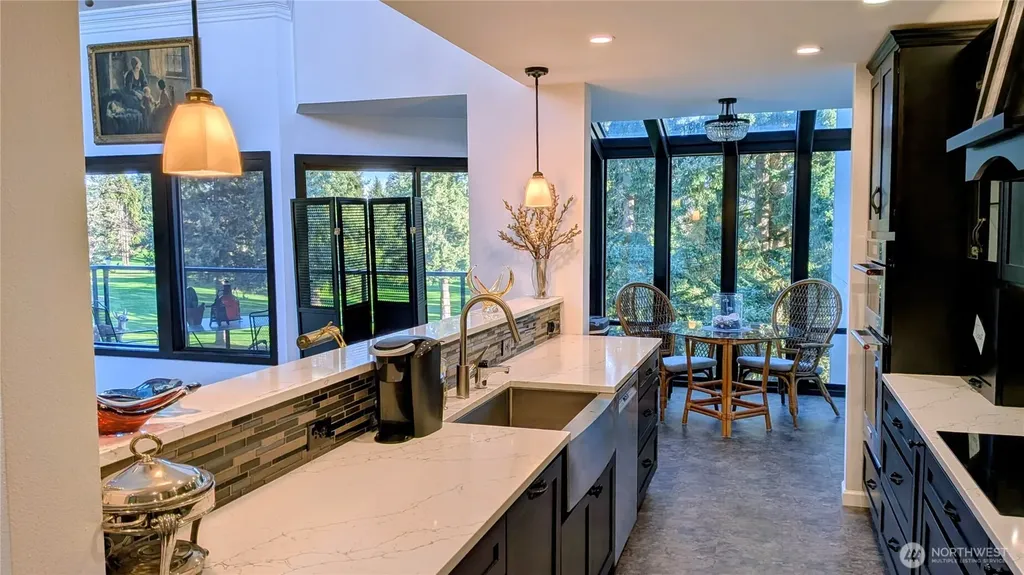 2419 S Cedar Tacoma WA 98405