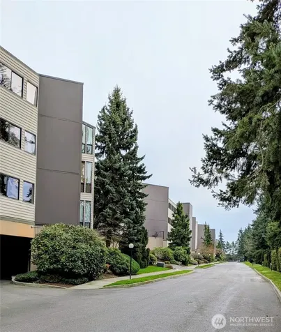 2419 S Cedar Tacoma WA 98405