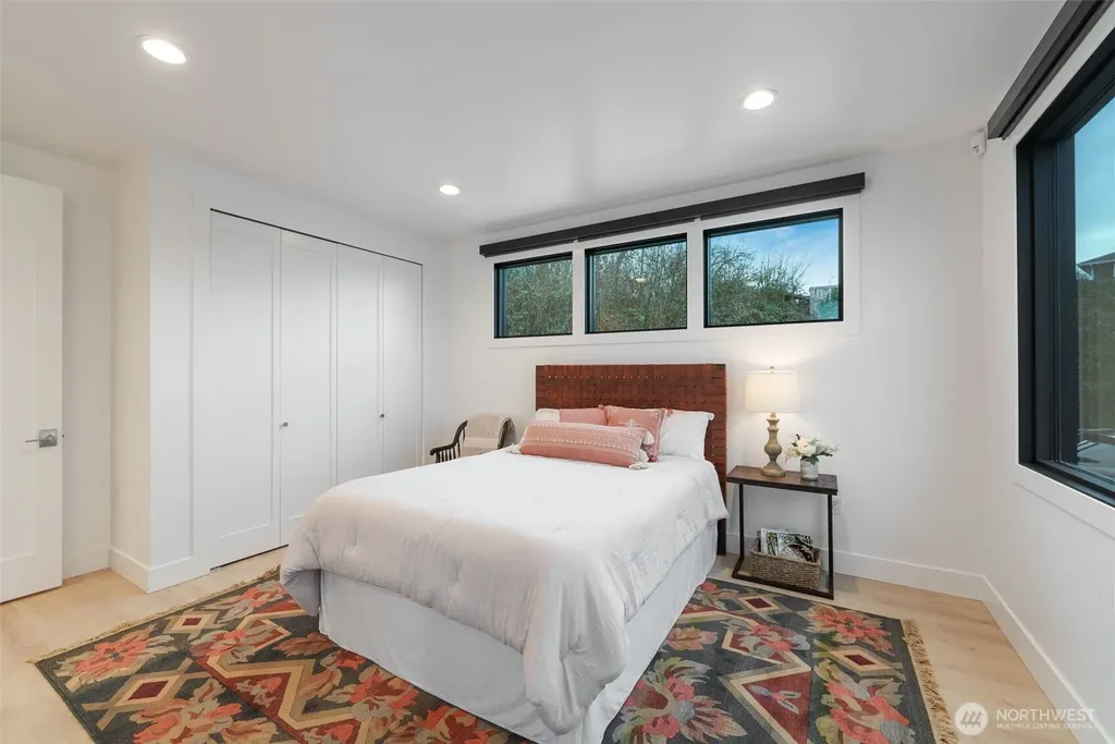 8802 6th Avenue Tacoma WA 98465