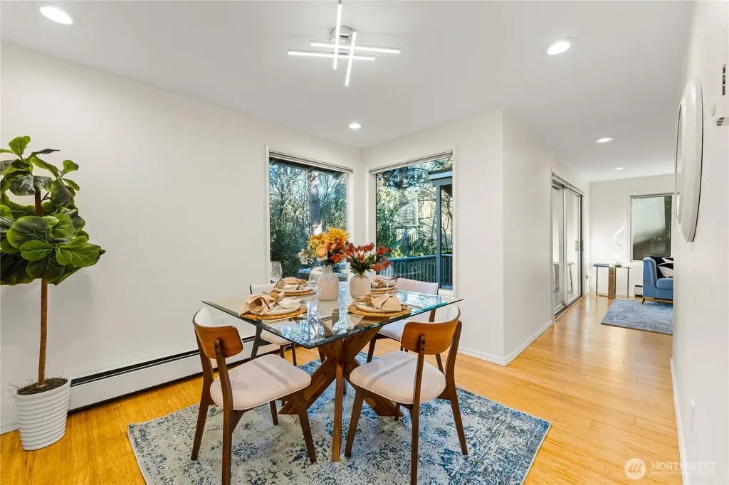 1218 101st Place NE Bellevue WA 98004