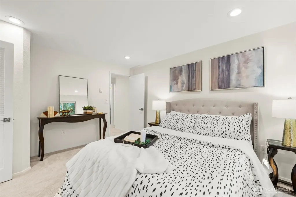 1218 101st Place NE Bellevue WA 98004